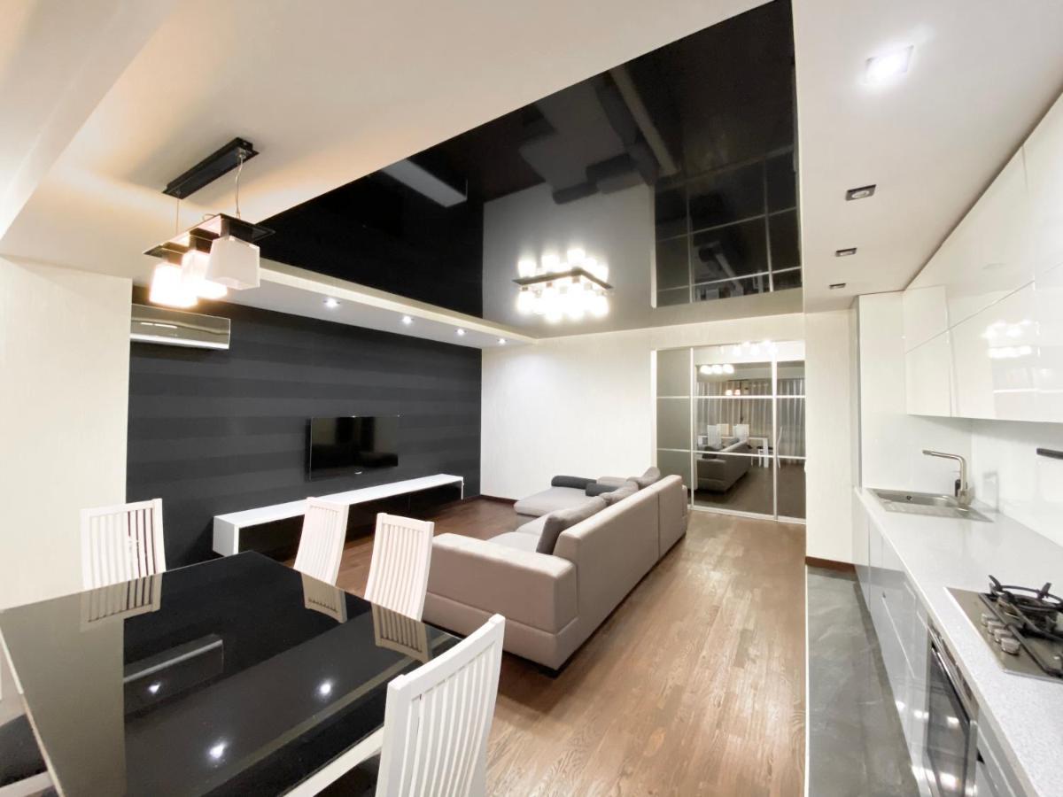 Luxury 2-Bedroom River View Dnepropetrovsk Exterior foto