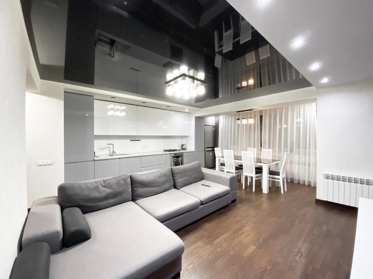 Luxury 2-Bedroom River View Dnepropetrovsk Exterior foto