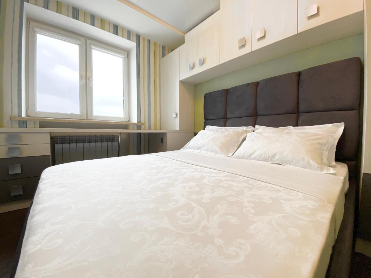 Luxury 2-Bedroom River View Dnepropetrovsk Exterior foto